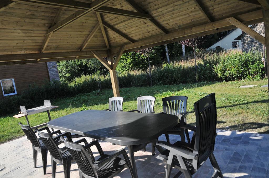 Gite Stone Lodge Bourcy Exterior foto